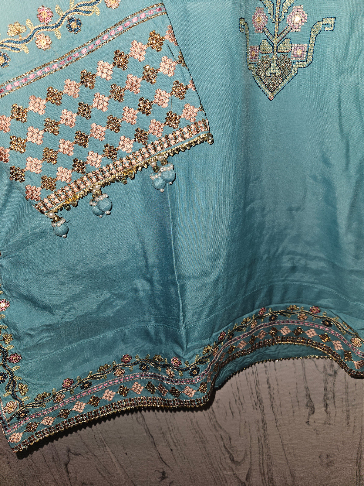 KHADDI EMBROIDERY KURTA