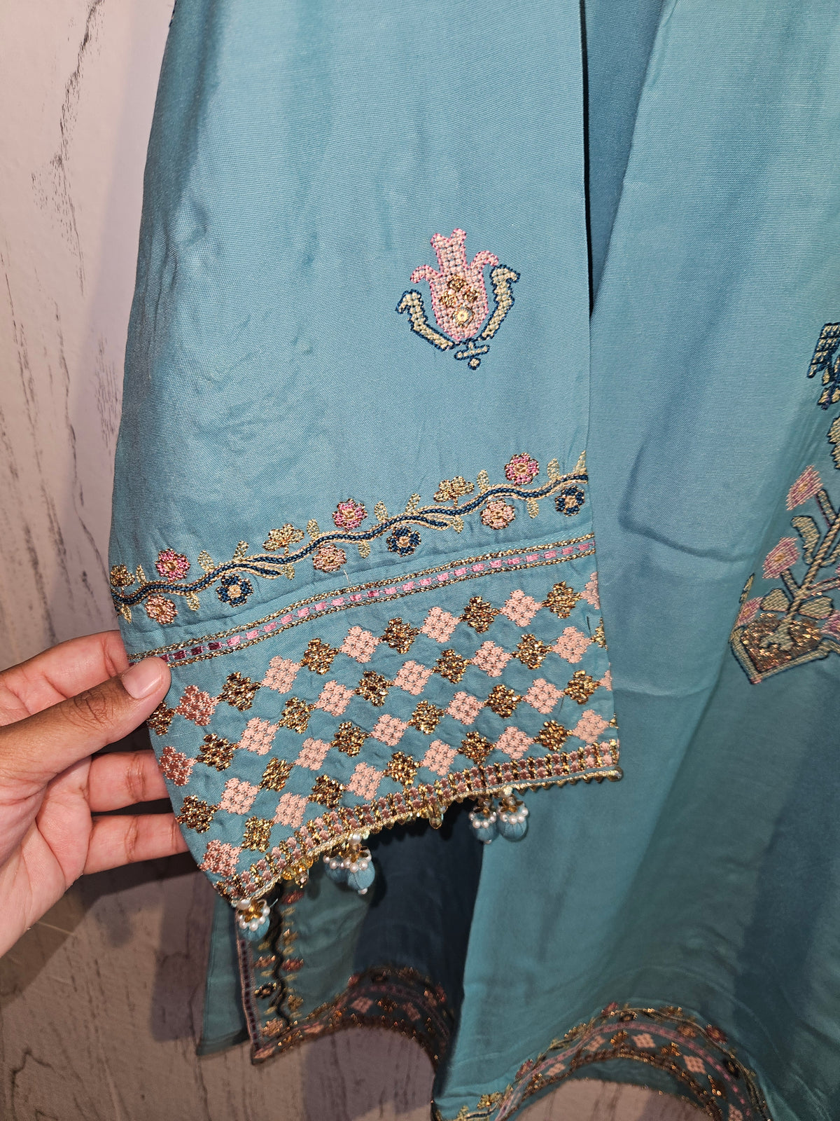 KHADDI EMBROIDERY KURTA