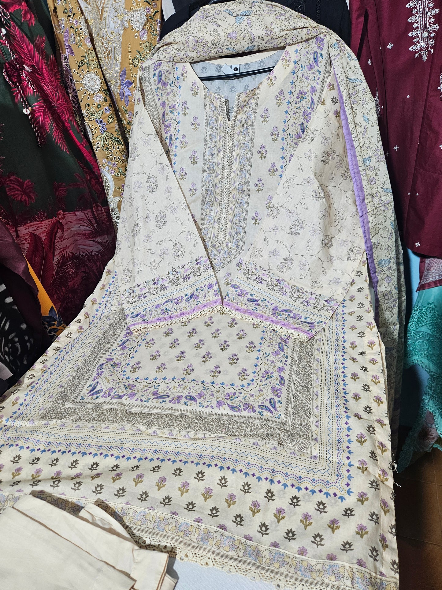 Zeen Printed Lawn