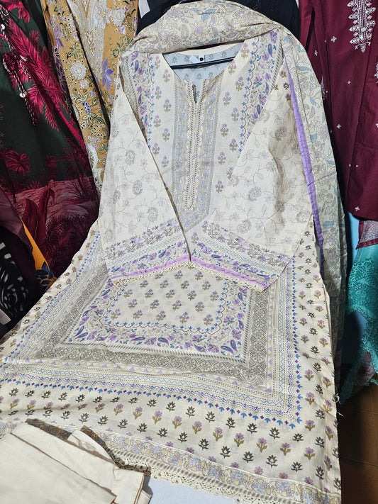 Zeen Printed Lawn