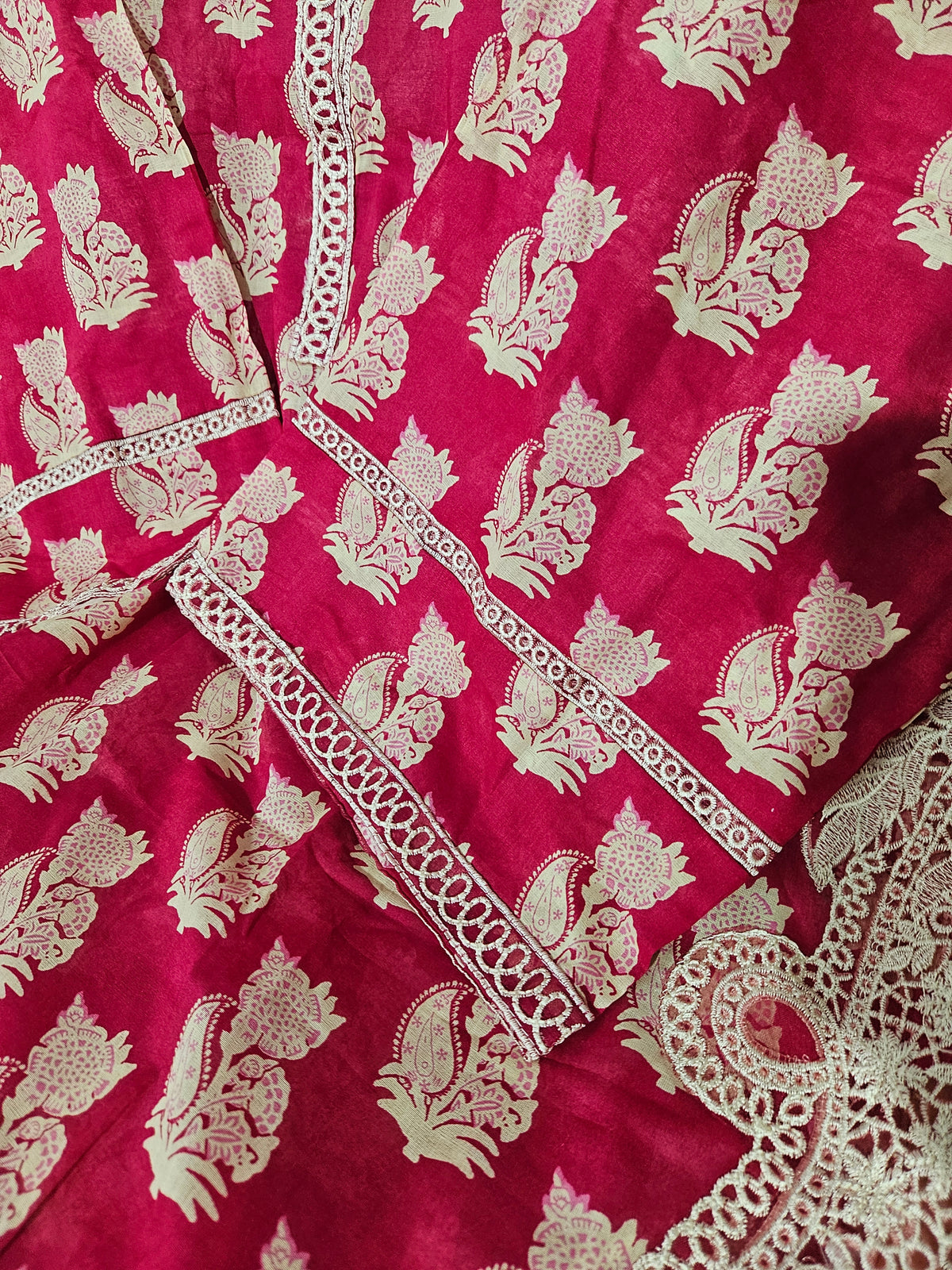 XXL EMBROIDERY LAWN