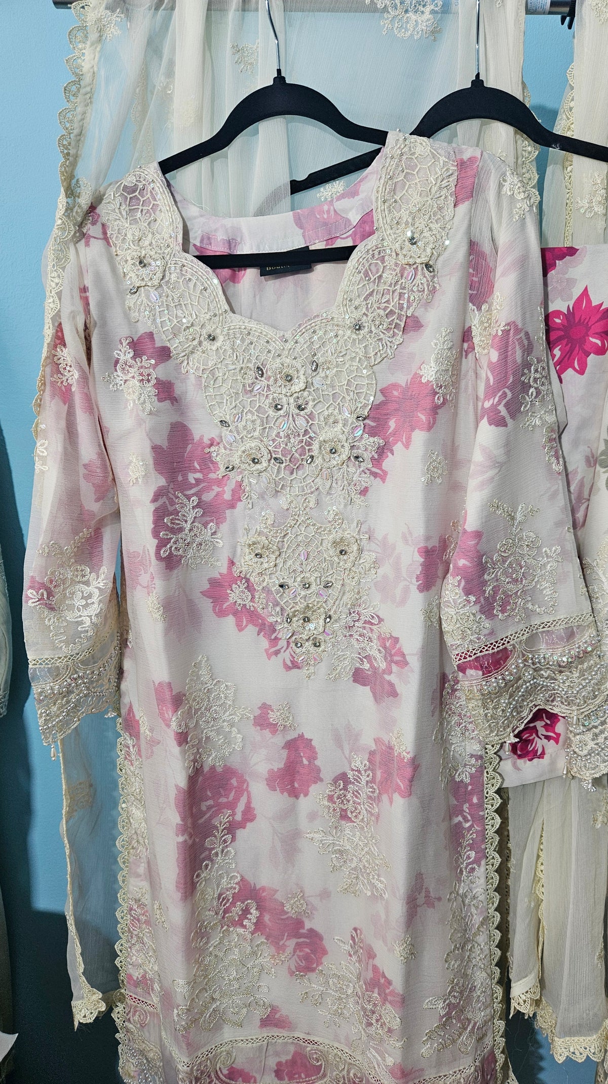 Chiffon Embroidery Dress