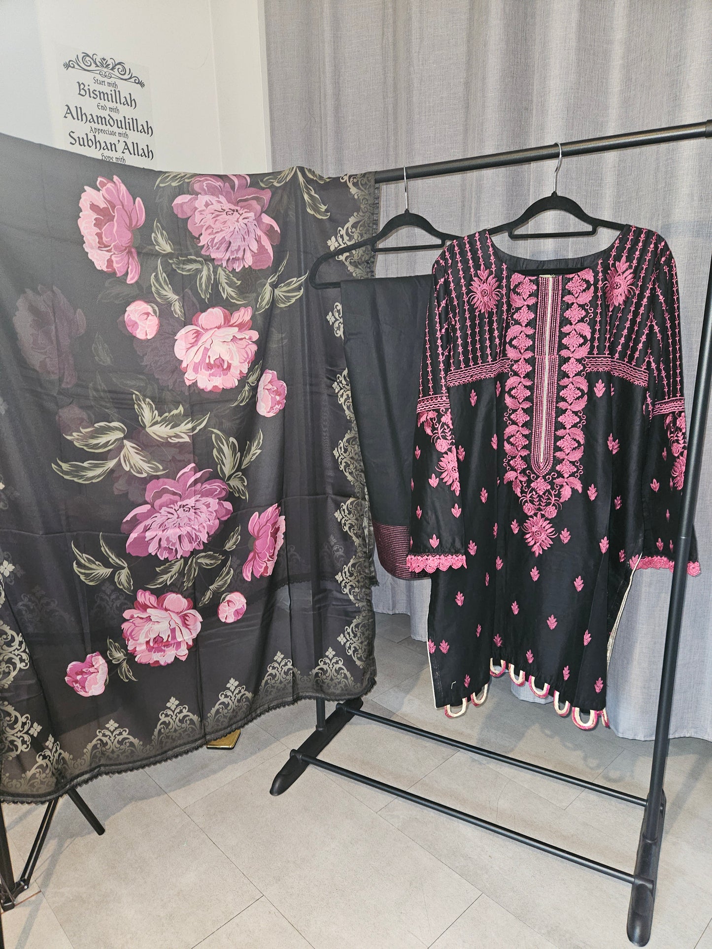 Embroidery Lawn